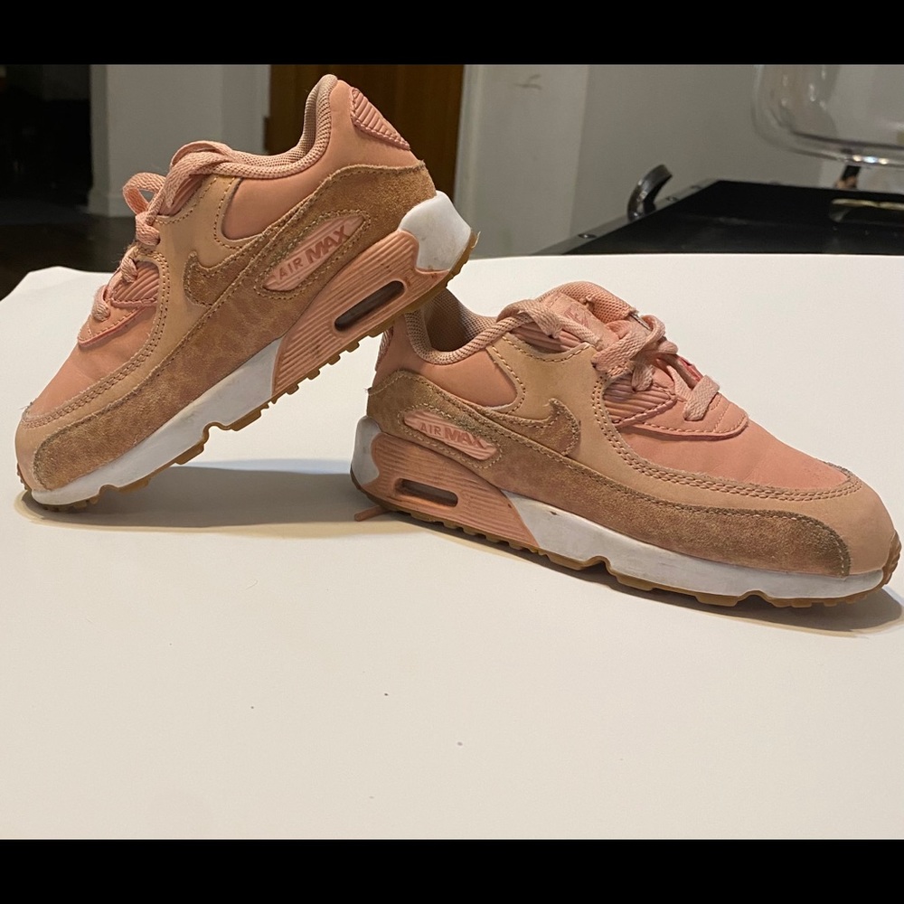 Peach/Lep print Air Max. Girls size 10c.